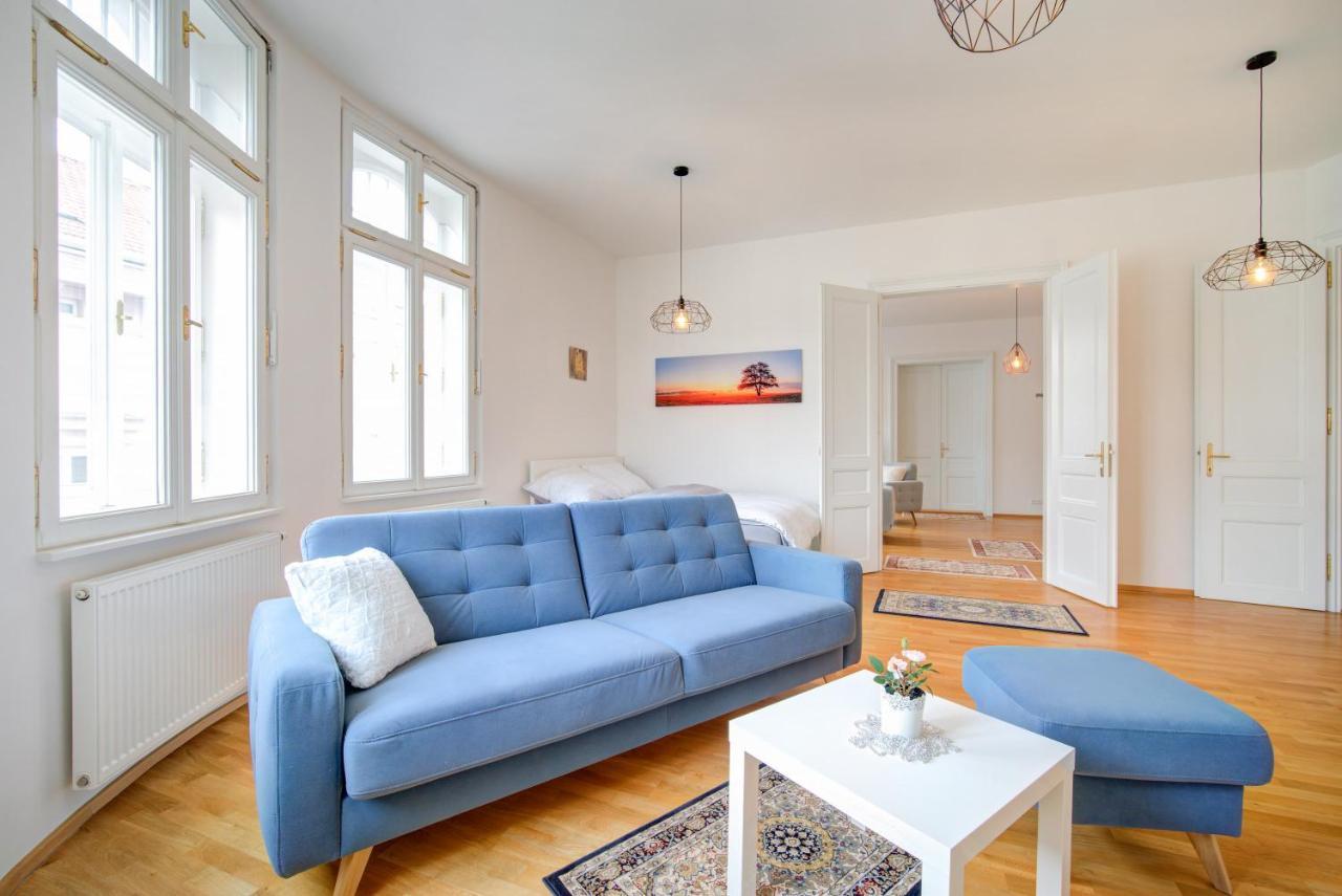 Bishop Apartments Брно Экстерьер фото