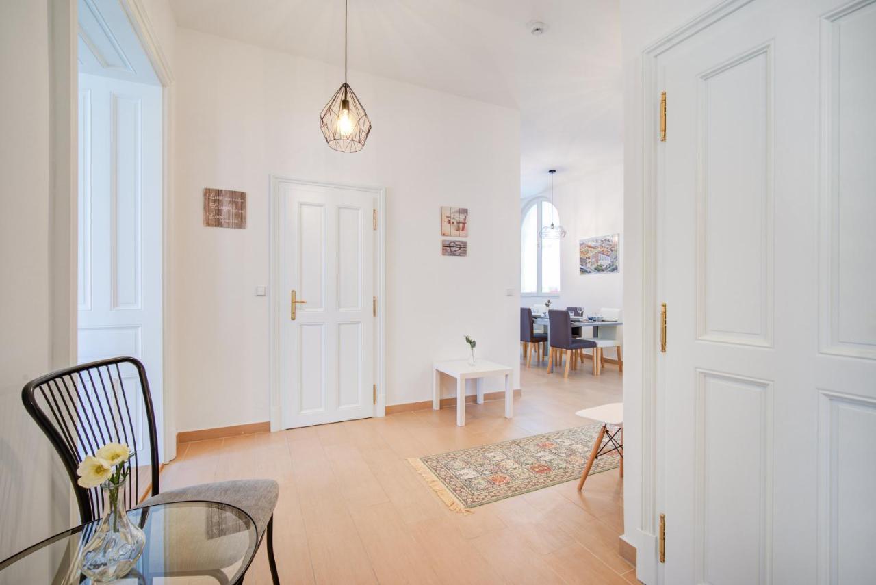 Bishop Apartments Брно Экстерьер фото