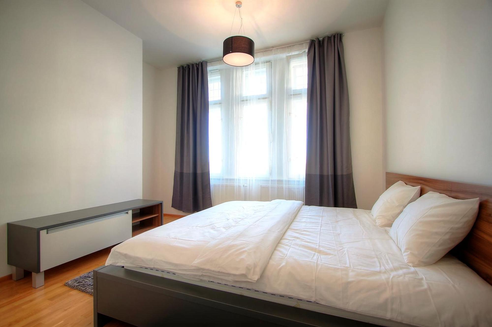 Bishop Apartments Брно Экстерьер фото