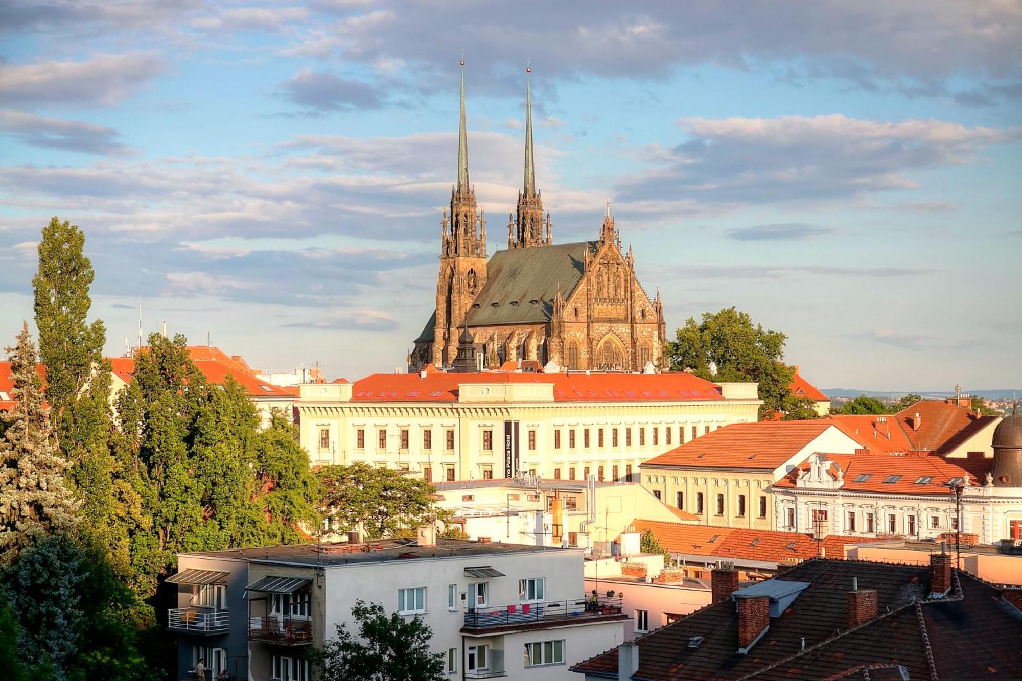 Bishop Apartments Брно Экстерьер фото