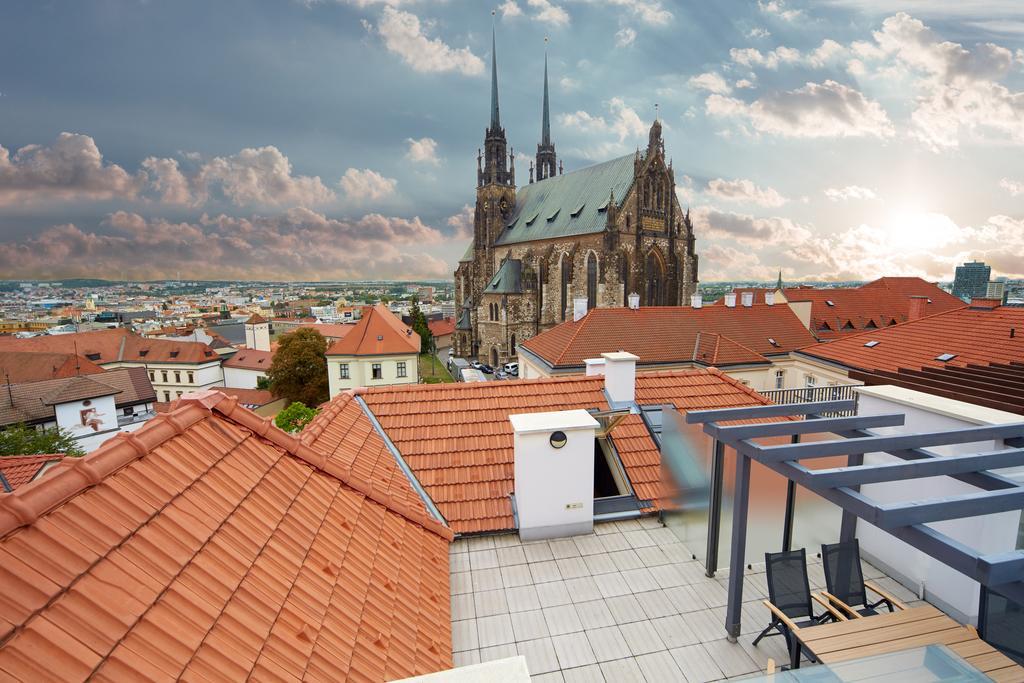 Bishop Apartments Брно Экстерьер фото